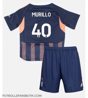 Nottingham Forest Murillo #40 Replika Tredje Tröja Barn 2023-24 Kortärmad (+ Korta byxor)